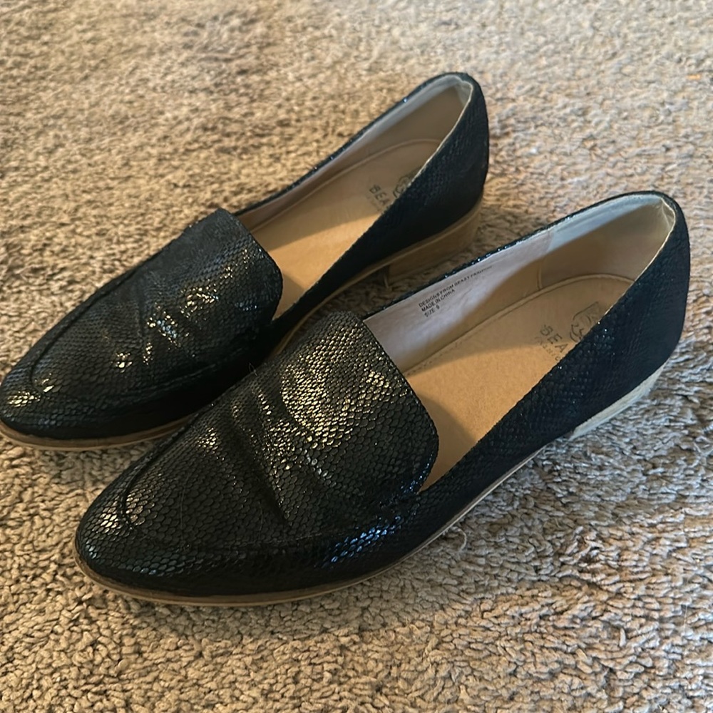Beast Black Flats